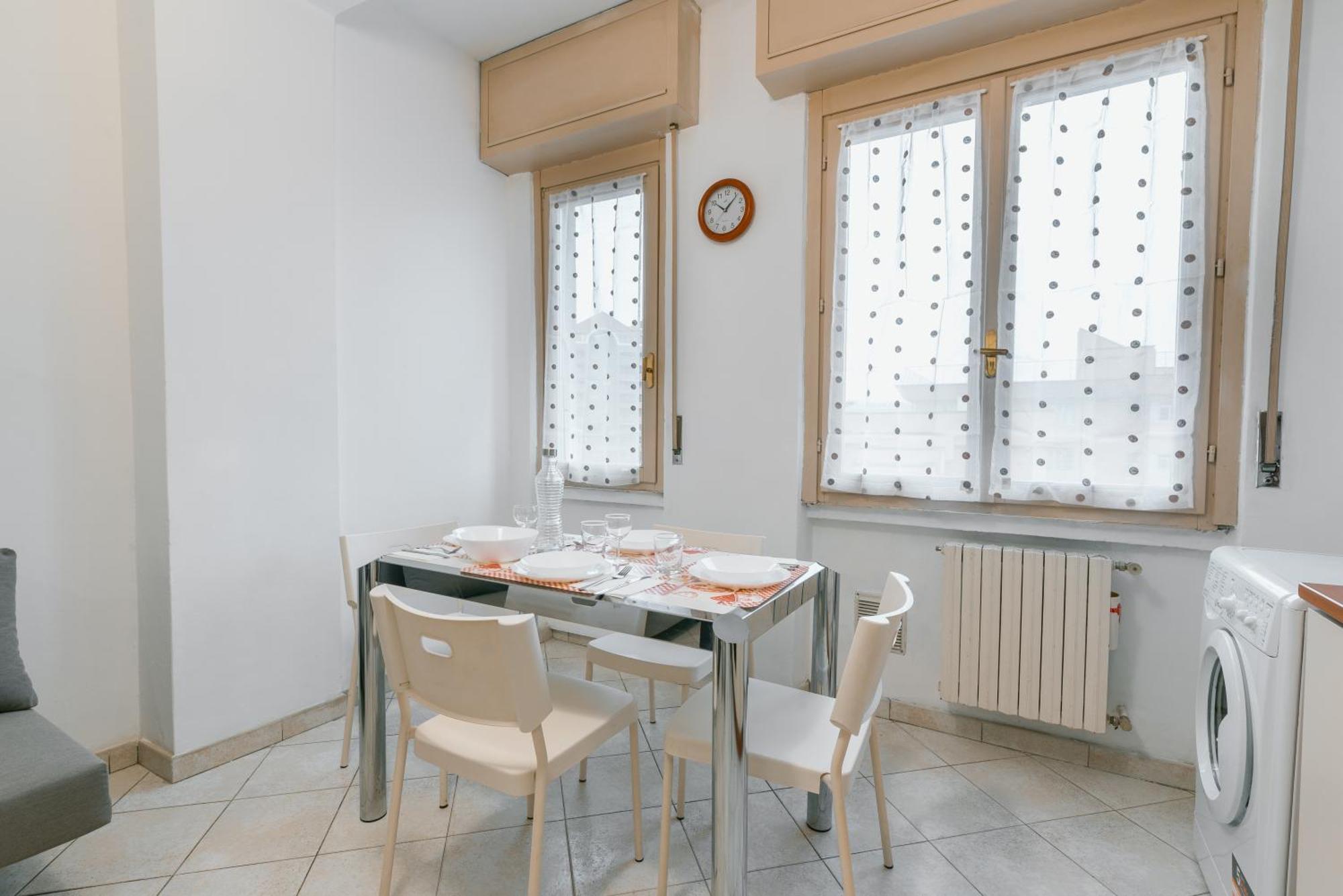 Ihost Apartment - De Andreis 11 ميلان المظهر الخارجي الصورة