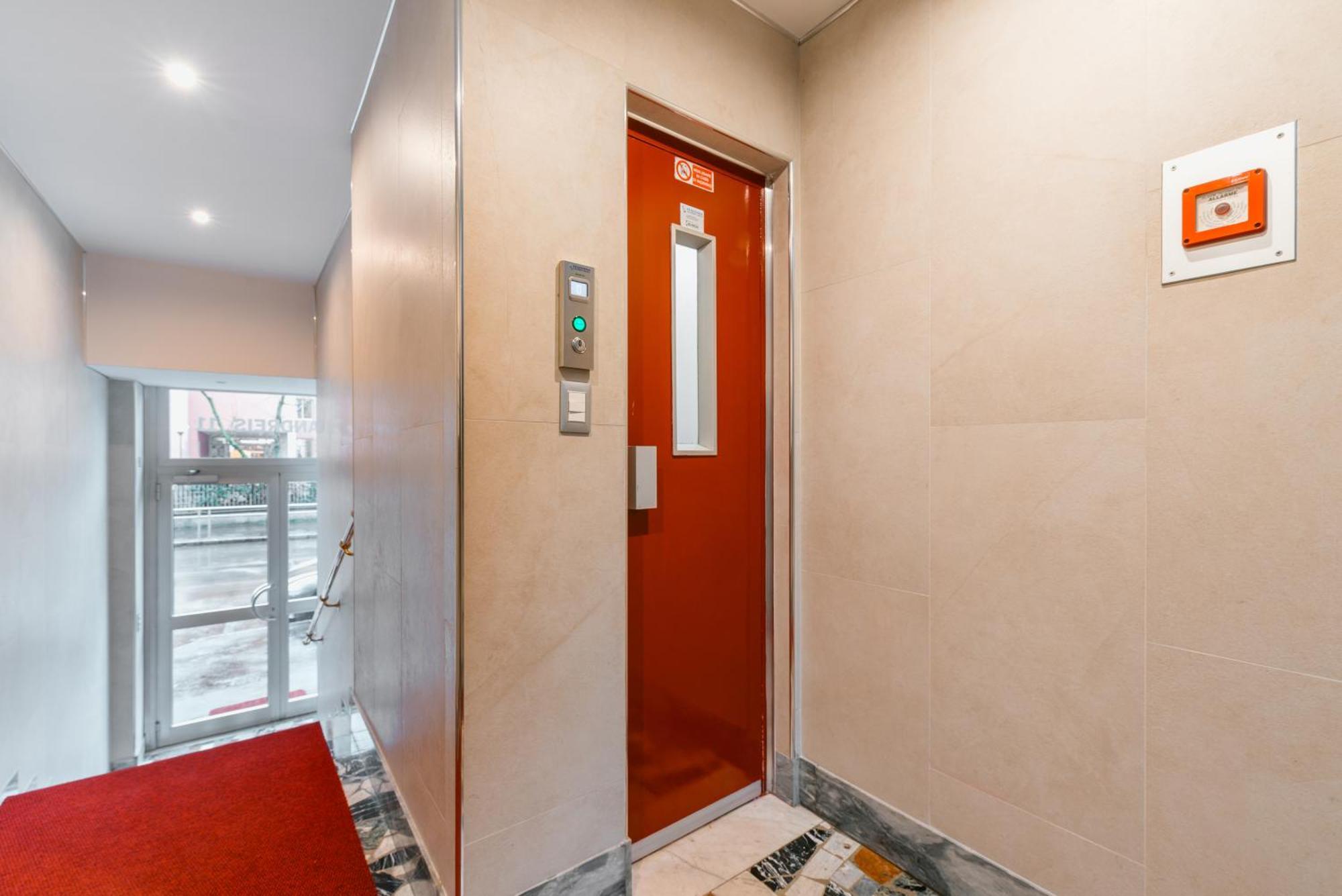 Ihost Apartment - De Andreis 11 ميلان المظهر الخارجي الصورة
